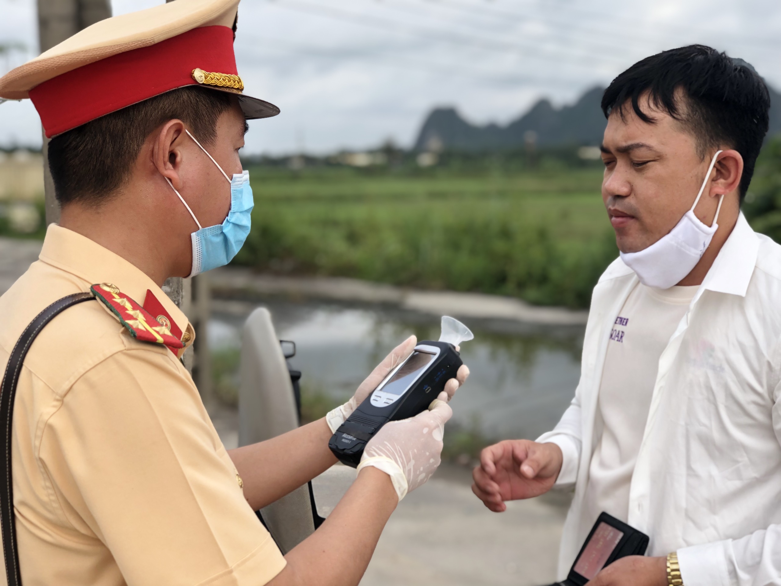 Phát hiện 25 trường hợp vi phạm quy định về nồng độ cồn trong 3 ngày đầu tổng kiểm soát phương tiện giao thông cơ giới đường bộ